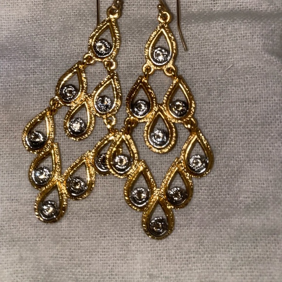 Alexis Bittar Crystal Cholulian Chandelier Earrings - Picture 4 of 6